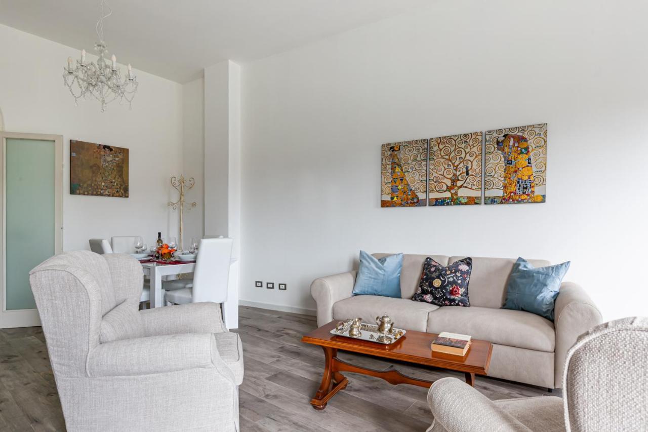 Lungarno Elegant Apartment With Panoramic Balcony Pisa Exterior photo