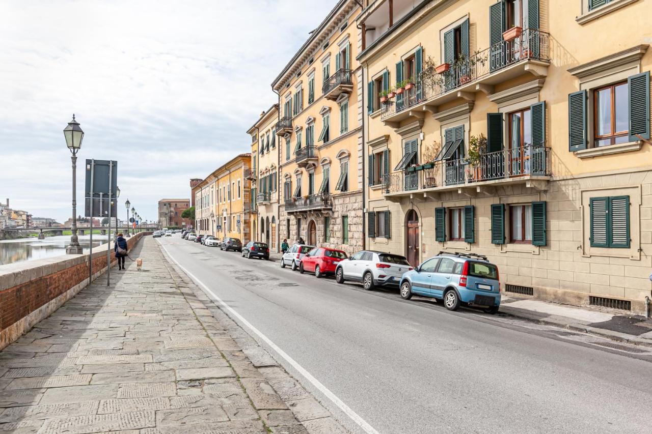 Lungarno Elegant Apartment With Panoramic Balcony Pisa Exterior photo